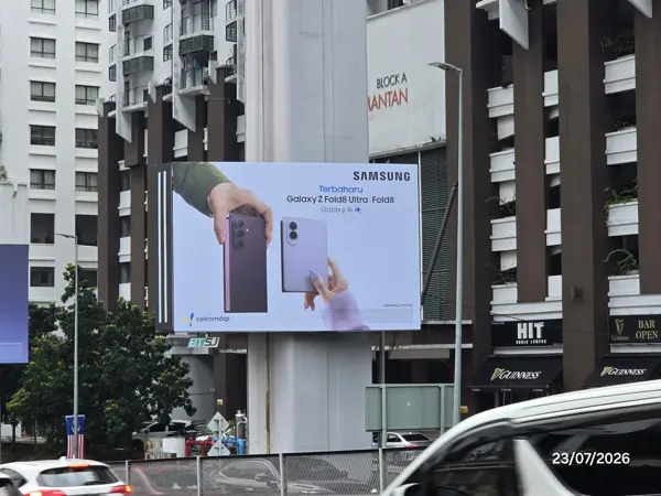 Samsung Galaxy Z Fold8 (with CelcomDigi) billboard in Malaysia