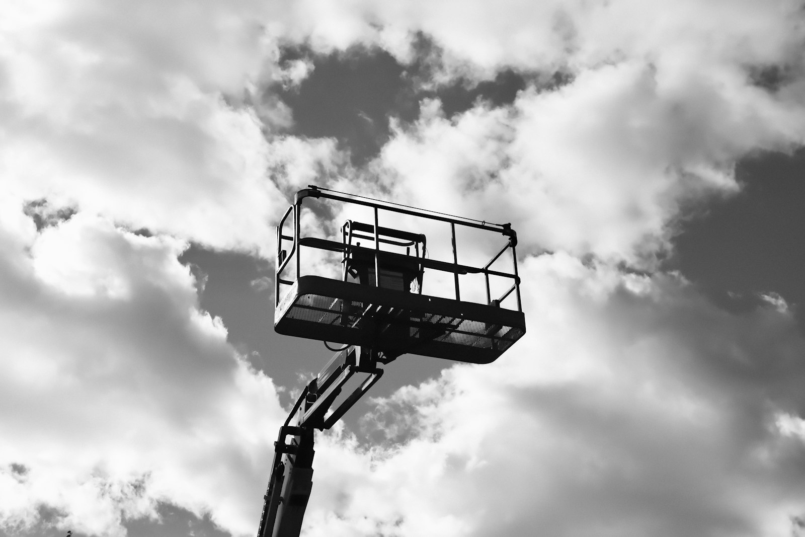 Installation platform raised against the sky